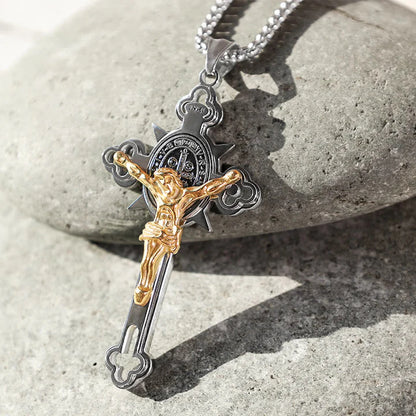 Collar Crucifijo de San Benito: Tu Símbolo Personal de Fe y Fortaleza Interior